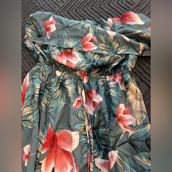 NWOT—Strapless Maxi Floral Flowy Dress - Picture 6 of 11